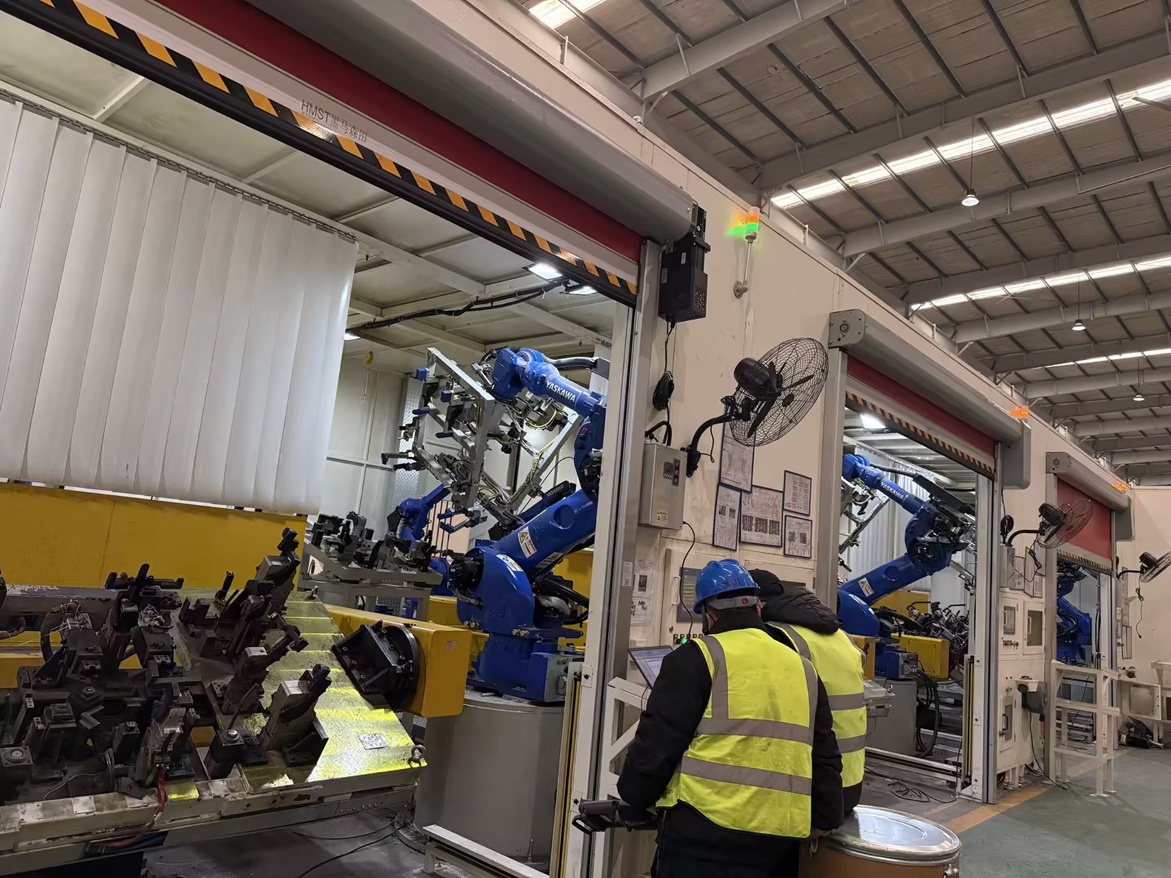 汽車零部件弧焊工作站案例！